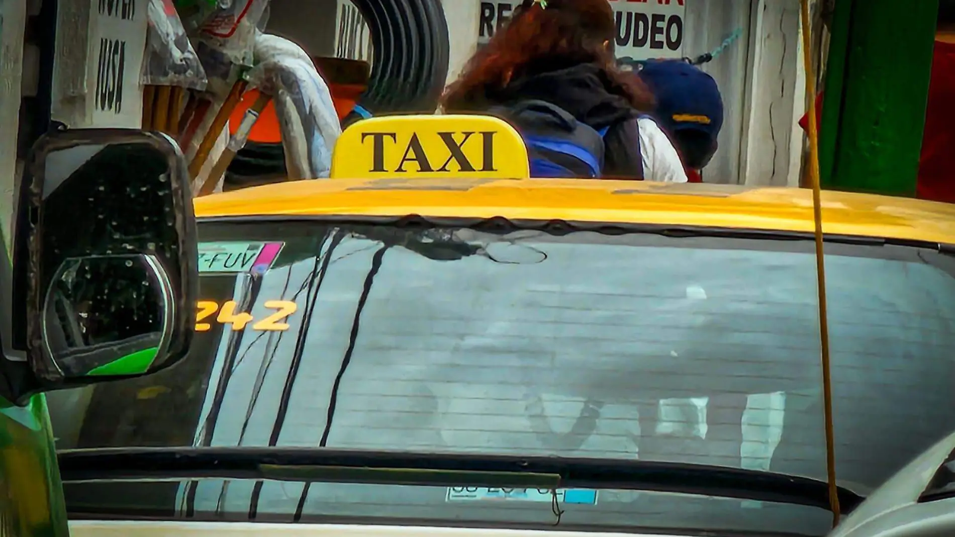 TAXIS 4 